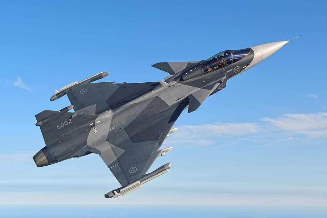 جاس-39 جربين " Saab JAS 39 Gripen"
