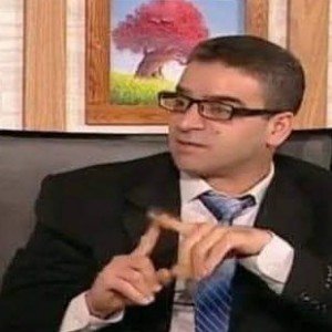 الكاتب